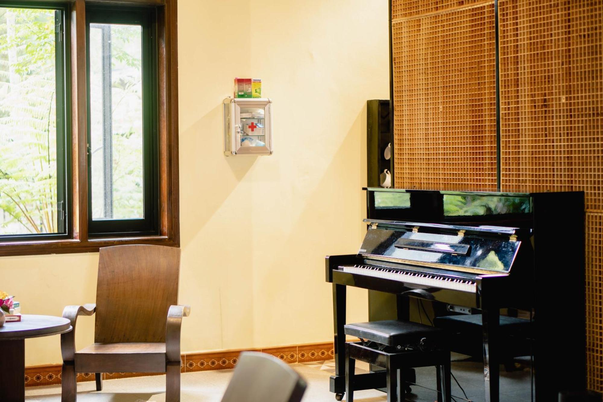 A Little Home Mang Den Kon Von Kla Ngoại thất bức ảnh
