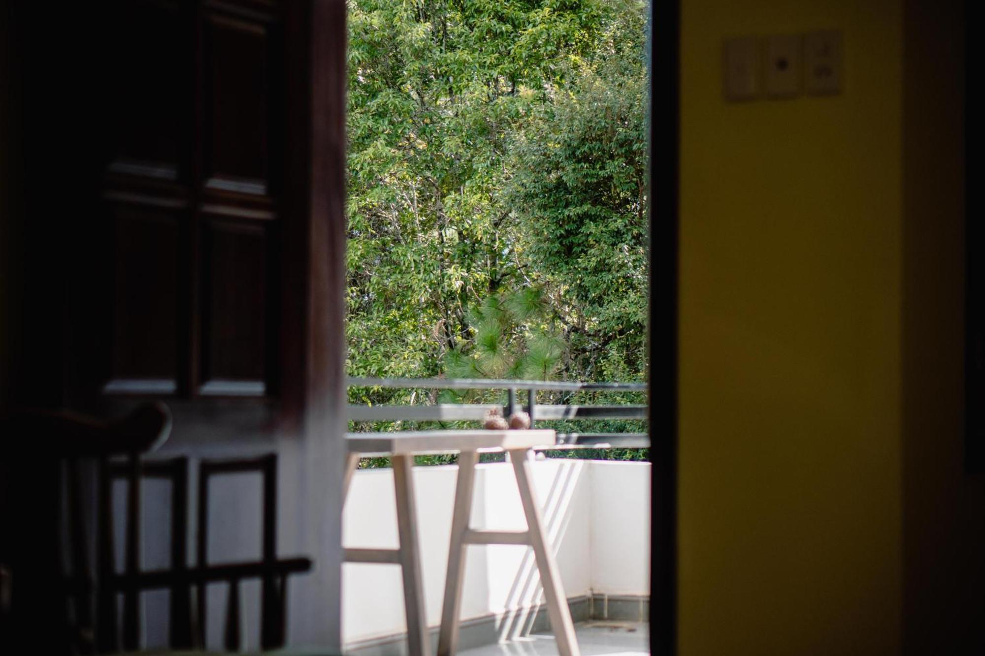 A Little Home Mang Den Kon Von Kla Ngoại thất bức ảnh